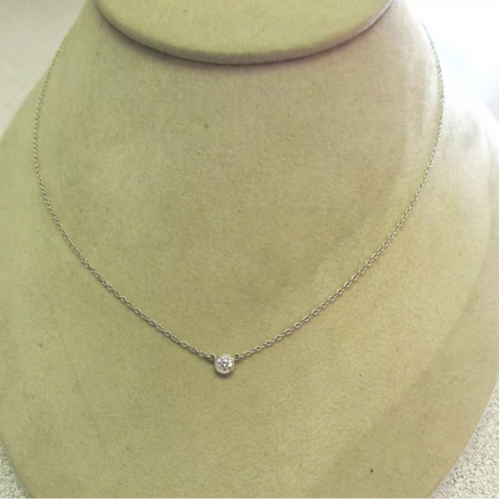 ✨ TIFFANY & Co ✨ Platinum Bezel Set 0.25ct Diamond By The Yard 16in Necklace - Picture 5 of 12